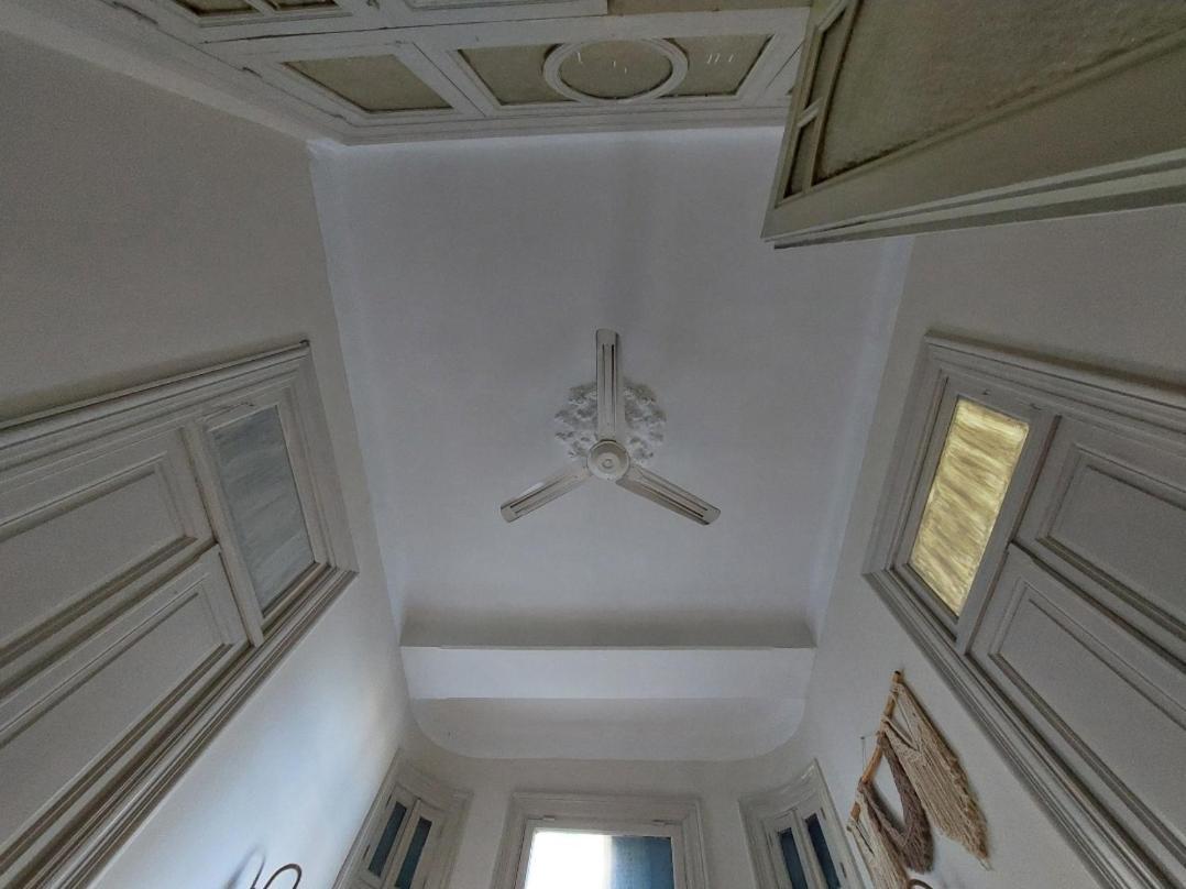 Gazde/Camere de închiriat Private At Shared Apartment, Only Men And Sorry Ladies Not Allowed 仅限男士