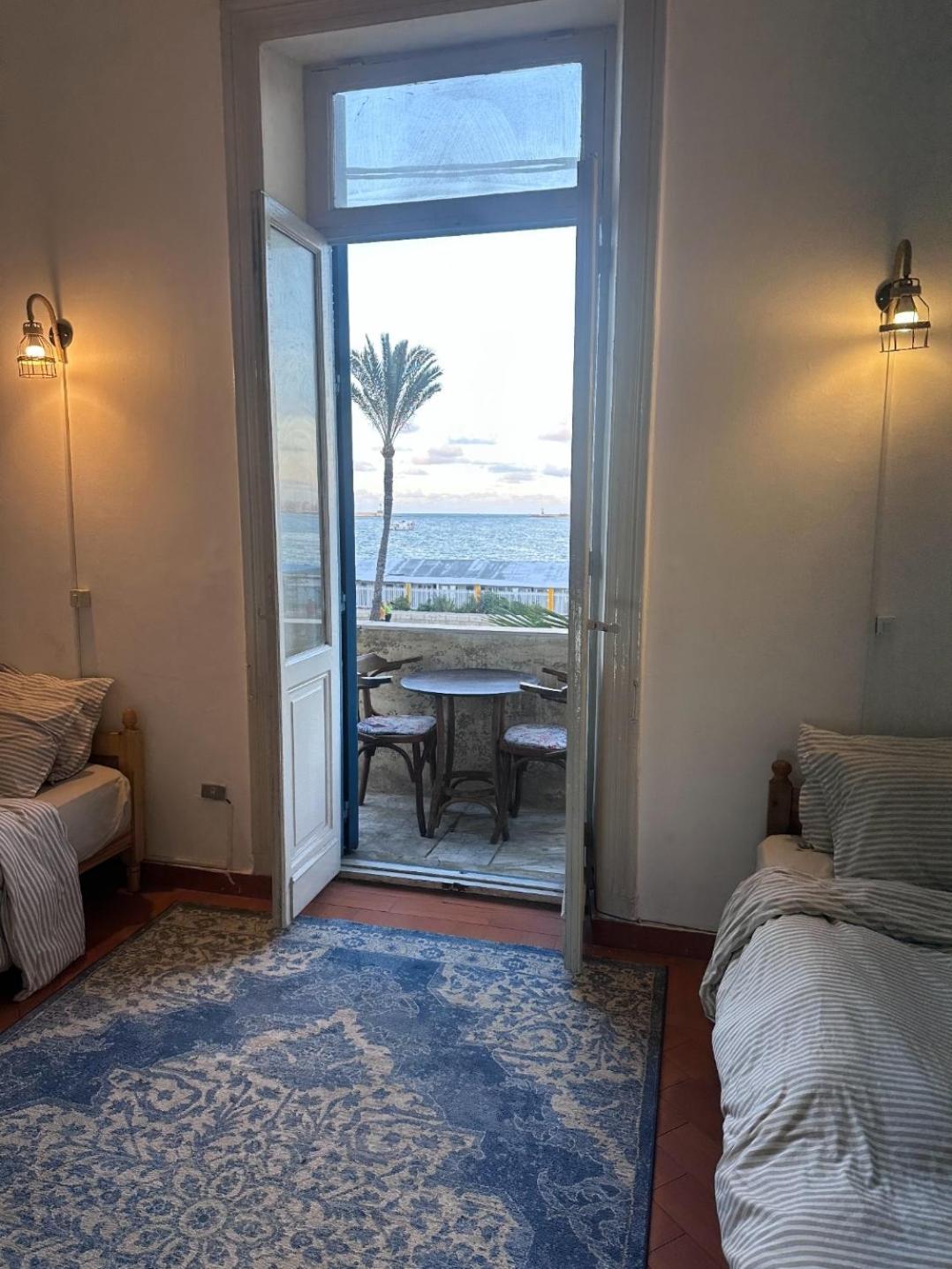 Gazde/Camere de închiriat Private At Shared Apartment, Only Men And Sorry Ladies Not Allowed 仅限男士 Alexandria
